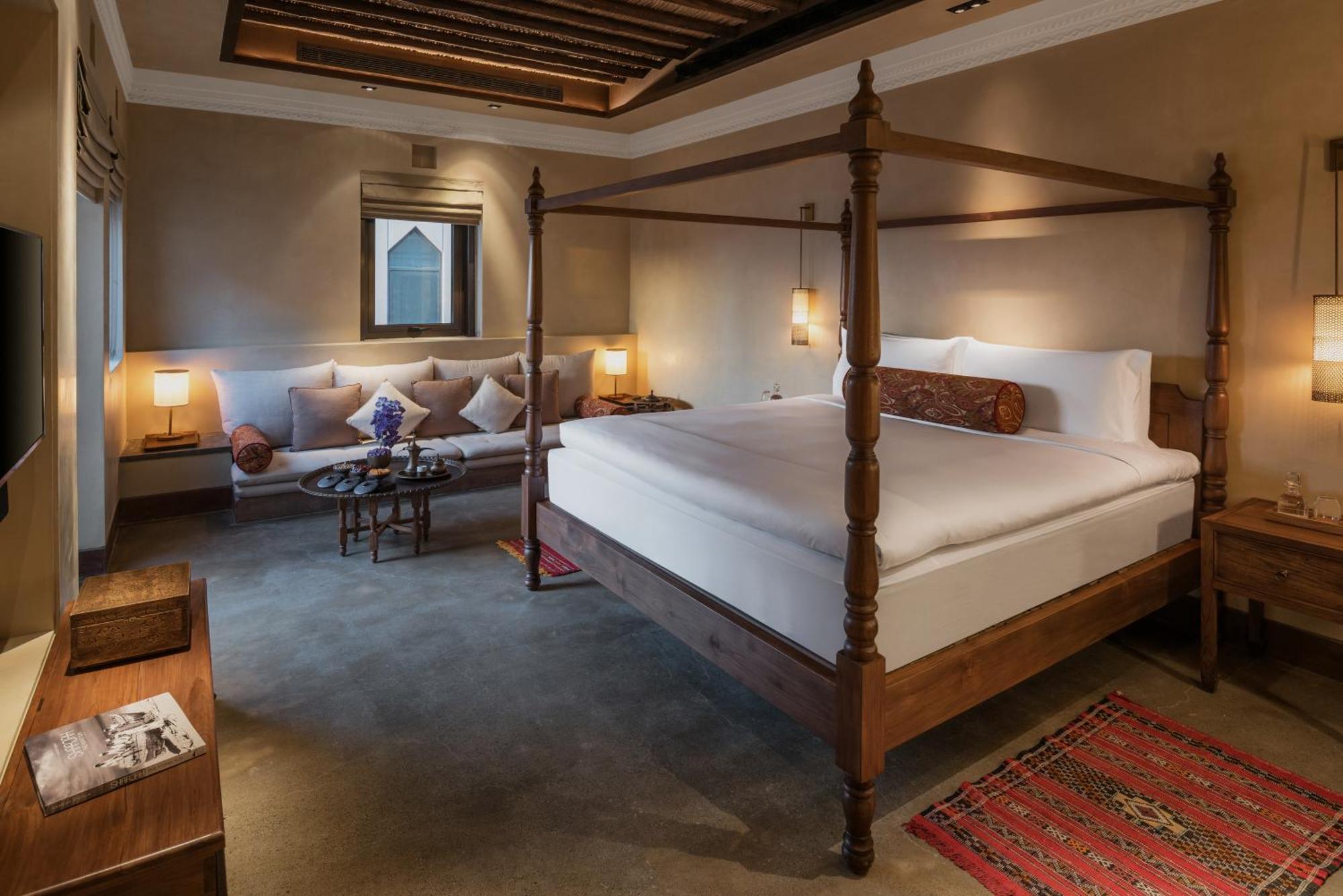 Hotel The Chedi Al Bait, Charjah Extérieur photo A bedroom at the hotel