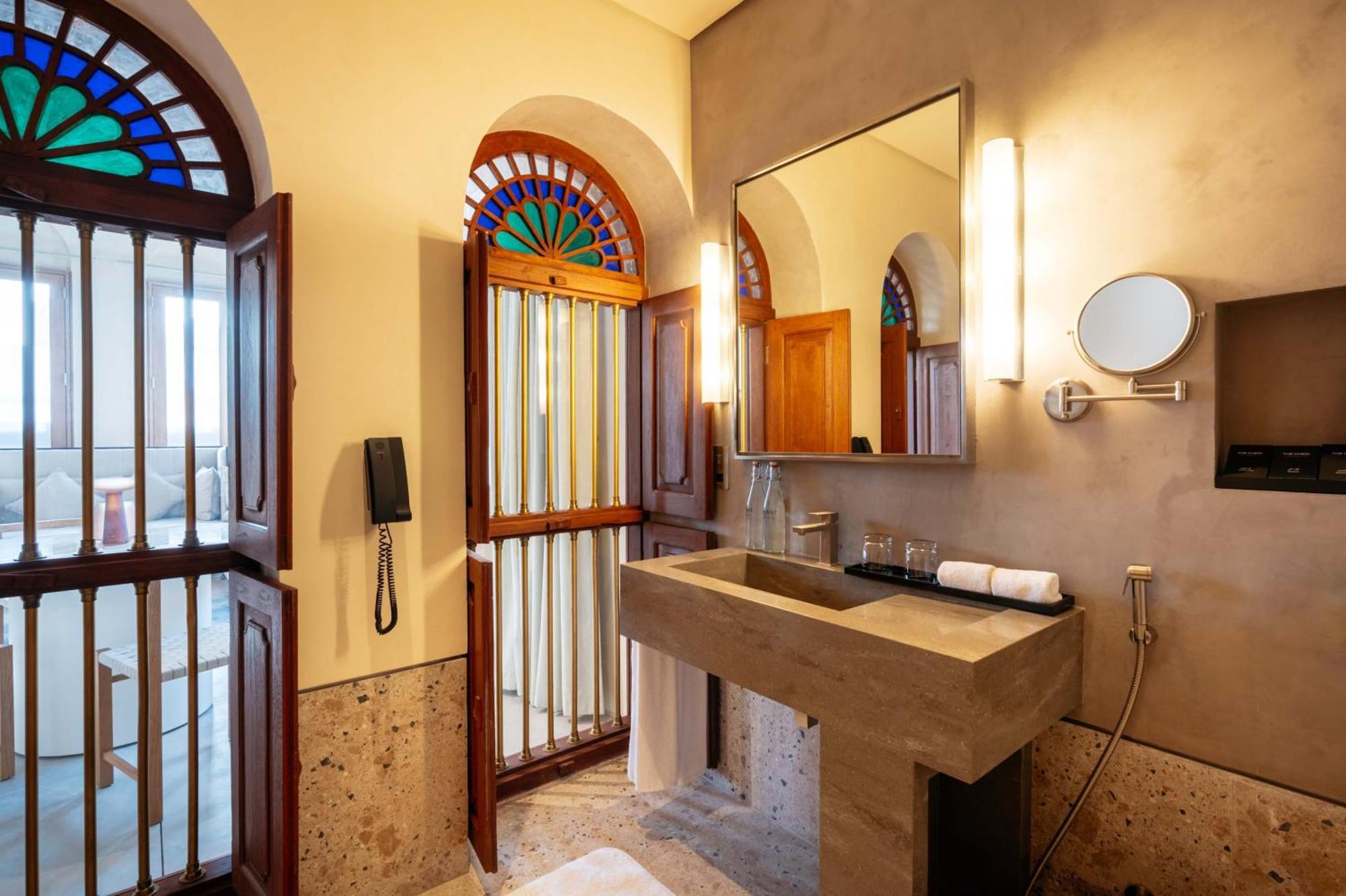 Hotel The Chedi Al Bait, Charjah Extérieur photo