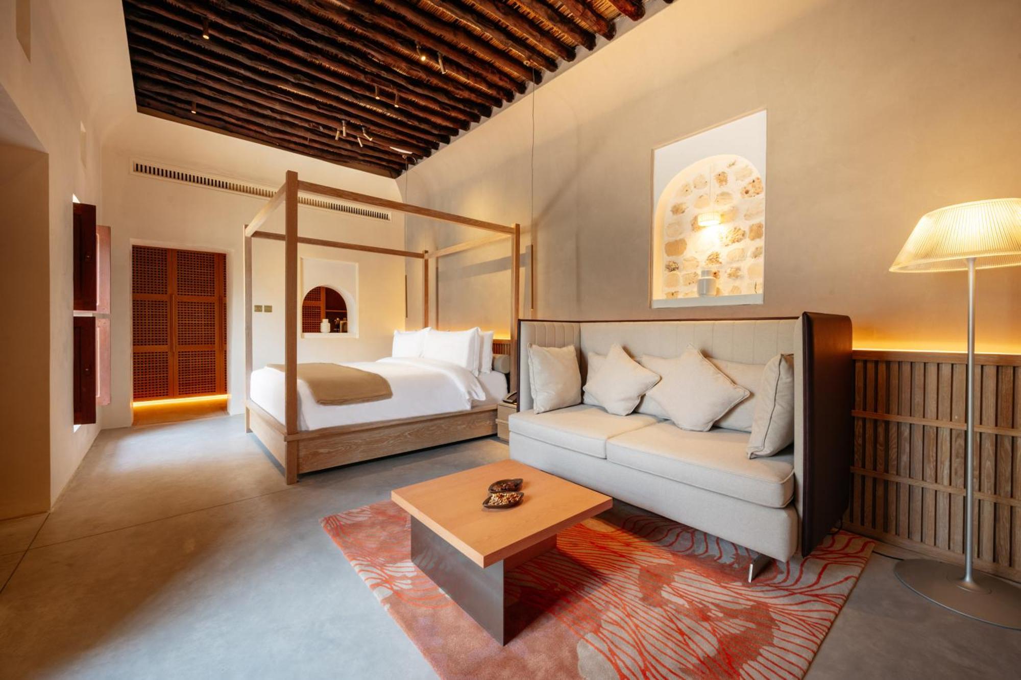 Hotel The Chedi Al Bait, Charjah Extérieur photo A bedroom at the hotel