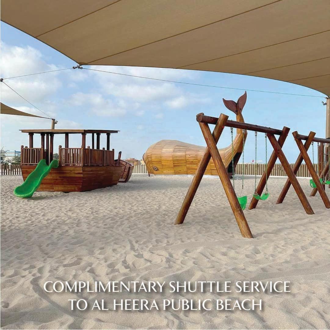 Hotel The Chedi Al Bait, Charjah Extérieur photo The beach at the resort