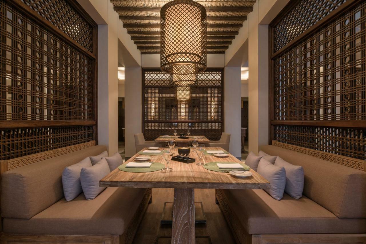 Hotel The Chedi Al Bait, Charjah Extérieur photo The restaurant